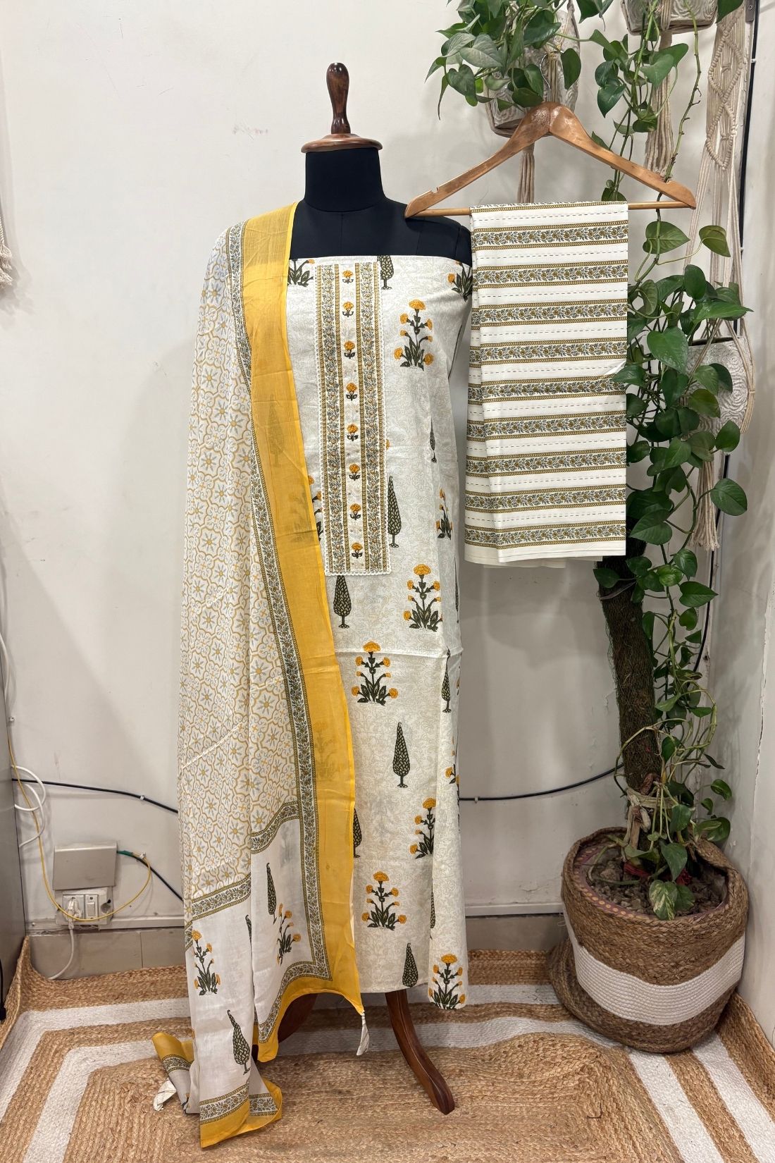 COTTON SUIT