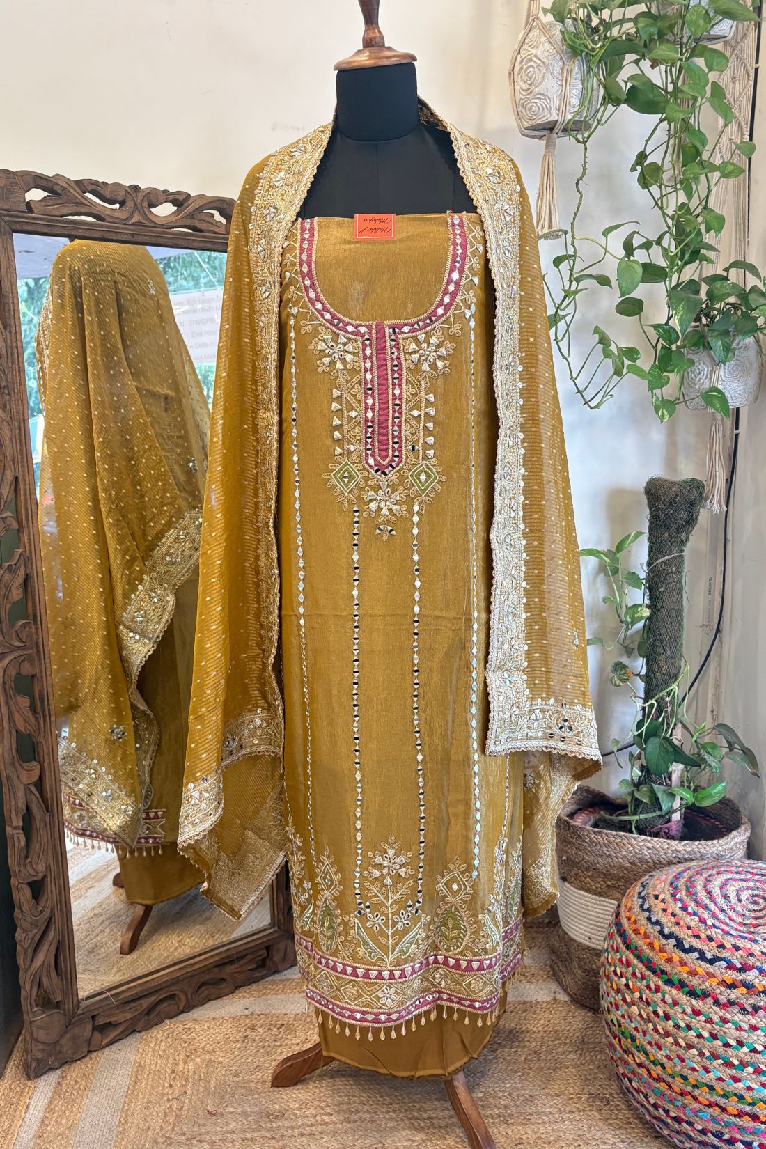 TISSUE BROCADE SUIT SET