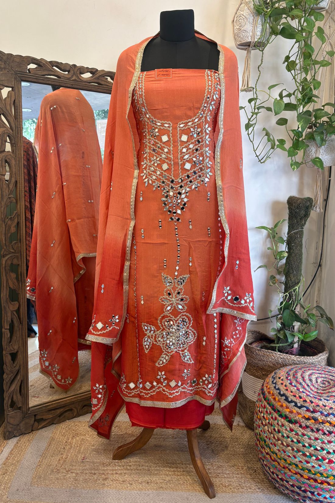 CRUSHED TISSUE SUIT SET