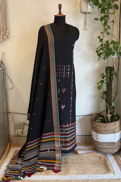 BHUJODI SUIT