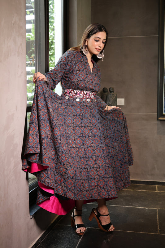 RUHANIYAT III