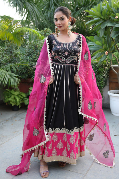 BLACK SILK KALIDAR SUIT SET