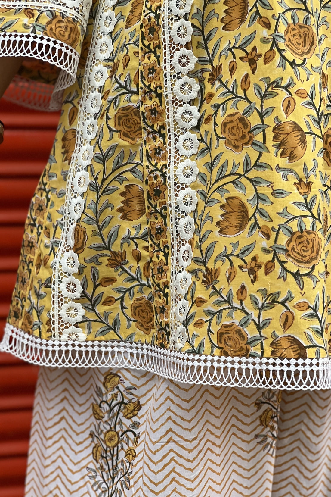 HAND BLOCK PRINTED KALIDAR KURTA SET WITH LACE DETAILING