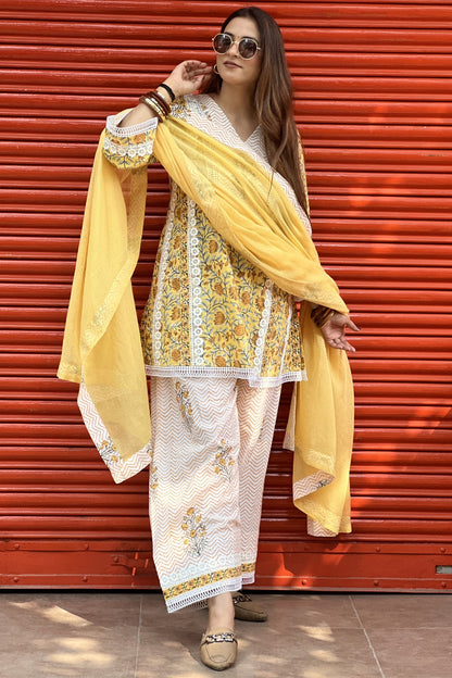HAND BLOCK PRINTED KALIDAR SUIT SET WITH LACE DETAILING