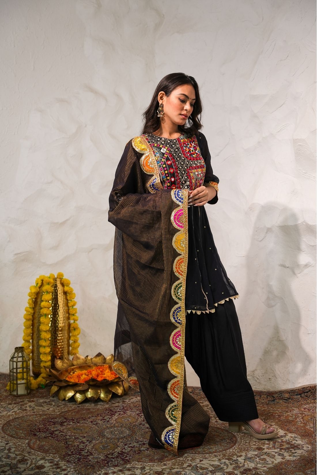 MALCHANDERI SUIT SET