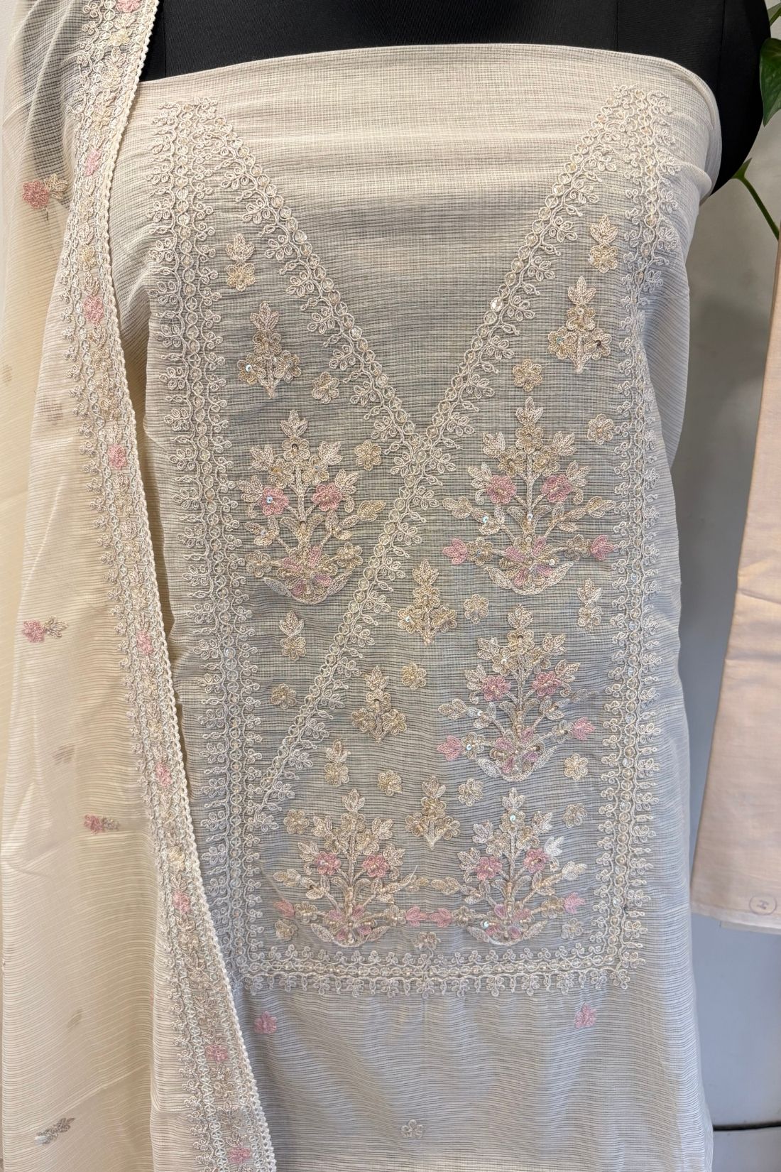 KOTTA SILK SUIT