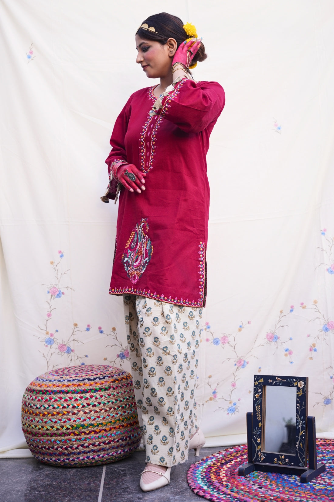 MEHROON PAISLEY FARSHI SET